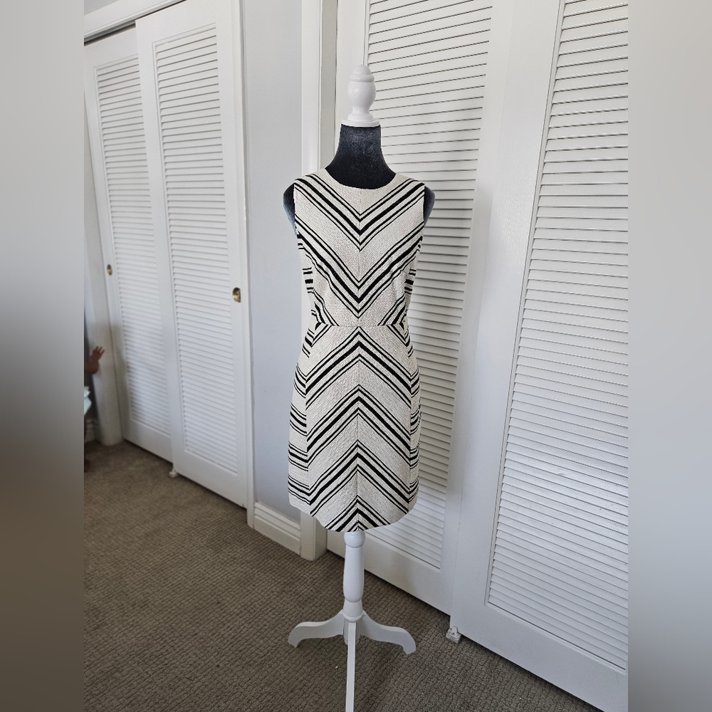 H&M Sleeveless round neck lined Tweed Cream and Black Striped Work Dress. 12